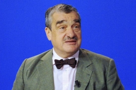 Ministr zahraničí Karel Schwarzenberg je s auditem spokojen.