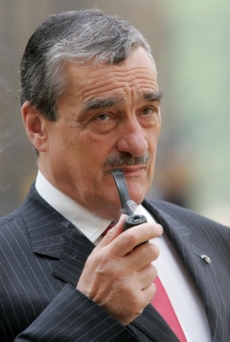Karel Schwarzenberg slíbil, že podrobnou zprávu o auditu zveřejní.