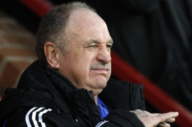 Odvolaný trenér Chelsea Luiz Felipe Scolari.