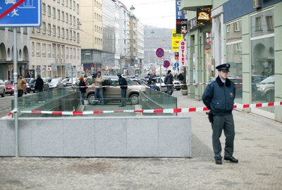 Ilustrační foto. Policejní uzávěra v centru Prahy. Ilustrační foto. Policejní uzávěra v centru Prahy.