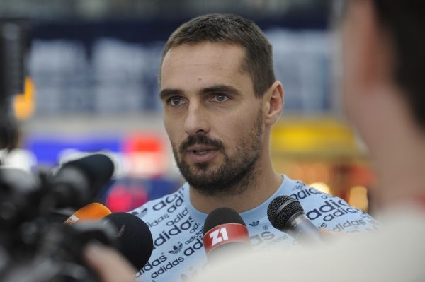 Roman Šebrle zahájil v Turíně boj o medaili. Roman Šebrle zahájil v Turíně boj o medaili.