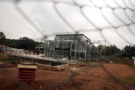 Troja. Architektka Jiřičná zde buduje Sekyrovu vilu. A co územní plán?