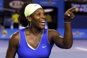 Serena Williamsová se raduje z postupu do finále Australian Open.