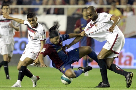 Sevilla si o víkendu poradila s Barcelonou, nyní se chystá na Šachťar