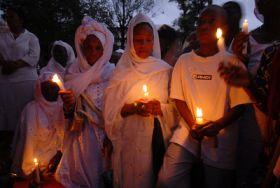 Mírové shromáždění v očekávání výsledků voleb v Sierra Leone