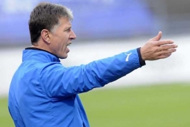 Trenér Plzně Jaroslav Šilhavý. Trenér Plzně Jaroslav Šilhavý.