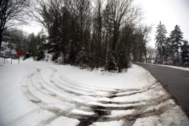 Všechny komunikace na území České republiky jsou sjízdné. Všechny komunikace na území České republiky jsou sjízdné.