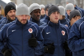 Fotbalisté Sparty vyběhli do tvrdé zimní přípravy.