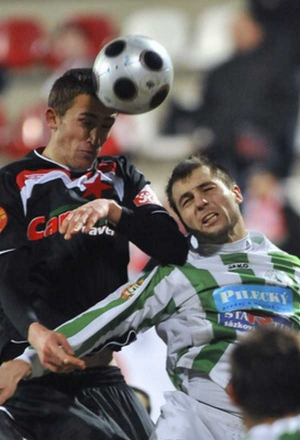 Momentka ze zápasu Bohemians - Slavia.