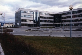 Probl&eacute;my pociťuje i v&yacute;robce l&eacute;čiv Slovakofarma Hlohovec.