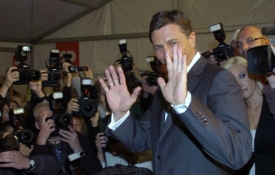 Předčasná radost z vítězství? Socialista Pahor.