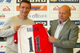 Trenér Slavie Karel Jarolím (vpravo) s největší posilou Vladimírem Šmicrem