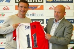 Trenér Slavie Karel Jarolím (vpravo) s největší posilou Vladimírem Šmicrem