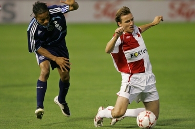 Vladimír Šmicer (vpravo)