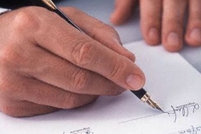 Nájemní smlouvu sepište. Obsah ústní dohody se prokazuje obtížně. Nájemní smlouvu sepište. Obsah ústní dohody se prokazuje obtížně.