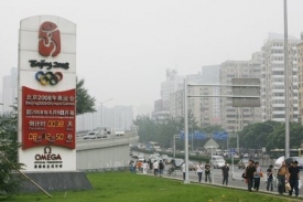 Peking a smog. Pro sportovce čern&aacute; můra