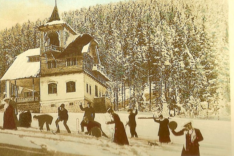 Sníh v Beskydech v roce 1909 Sníh v Beskydech v roce 1909
