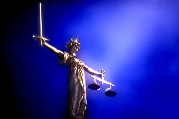 Socha spravedlnosti na dómu v Old Bailey, Británie (ilustr.foto).