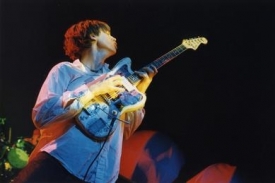 Thurston Moore ze skupiny Sonic Youth