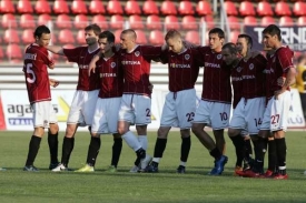 Spartu čeká hned na úvod sezony velice důležitý zápas.