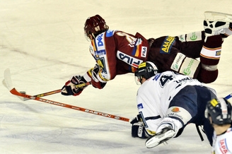 Momentka z utkání Sparta - Liberec. Momentka z utkání Sparta - Liberec.