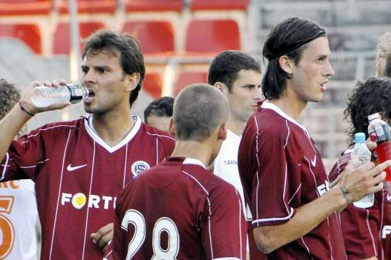 Hráči Sparty při přípravném utkání proti Ružomberku. Hráči Sparty při přípravném utkání proti Ružomberku.