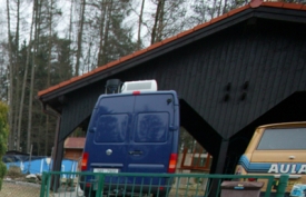 Speciální policejní dodávka.