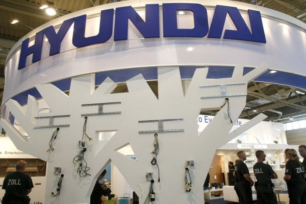 Na berlínském festivalu zbyly firmě Hyundai jen kabely. 
