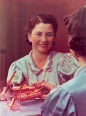 Bohumil &Scaron;ťastn&yacute; - Reklama zubn&iacute; pasty Thymolin, 1937.
