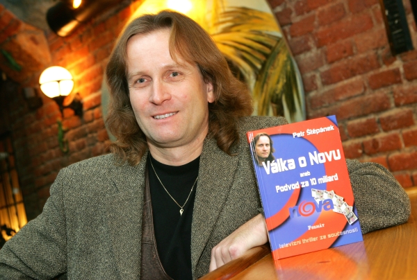 Odvolaný radní Petr Štěpánek napsal knihu o sporu, který ho stál místo