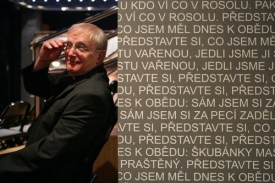 Ředitel Divadla Semafor Jiř&iacute; Such&yacute;.