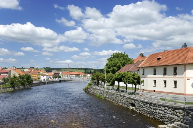 Turistická lákadla v Sušici se možná rozšíří o krytý bazén. Turistická lákadla v Sušici se možná rozšíří o krytý bazén.