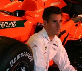 Adrian Sutil, německ&yacute; pilot ve služb&aacute;ch Force India.