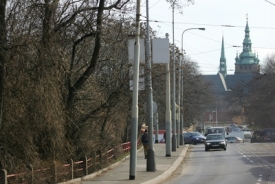 Zeleň podél Svatovítské ulice bude vykácena