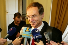 Prezidentský kandidát Jan Švejnar.
