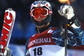 Aksel Lund Svindal v c&iacute;li superkombinace.