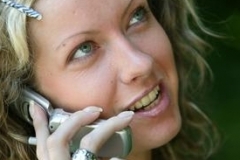 Mobiln&iacute; telefon