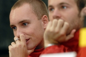Belgičtí tenisté Steve Darcis (vlevo) a Olivier Rochus.