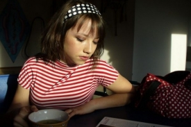 Dokumentaristka Tereza Nvotová si zahrála ve filmu Kuličky.