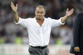 Fatih Terim zůstane na lavičce Turecka.