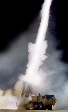 Start rakety syst&eacute;mu THAAD.