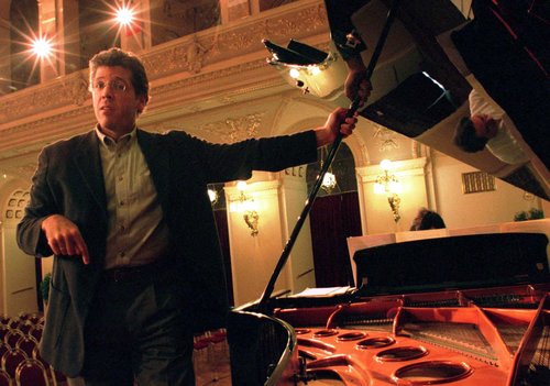 Ilustrační foto - americký barytonista Thomas Hampson 