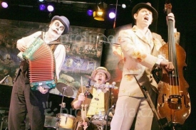 The Tiger Lillies přijeli představit svých Sedm smrtelných hříchů.