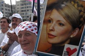 Demonstrace na podporu Julije Timošenkové Demonstrace na podporu Julije Timošenkové