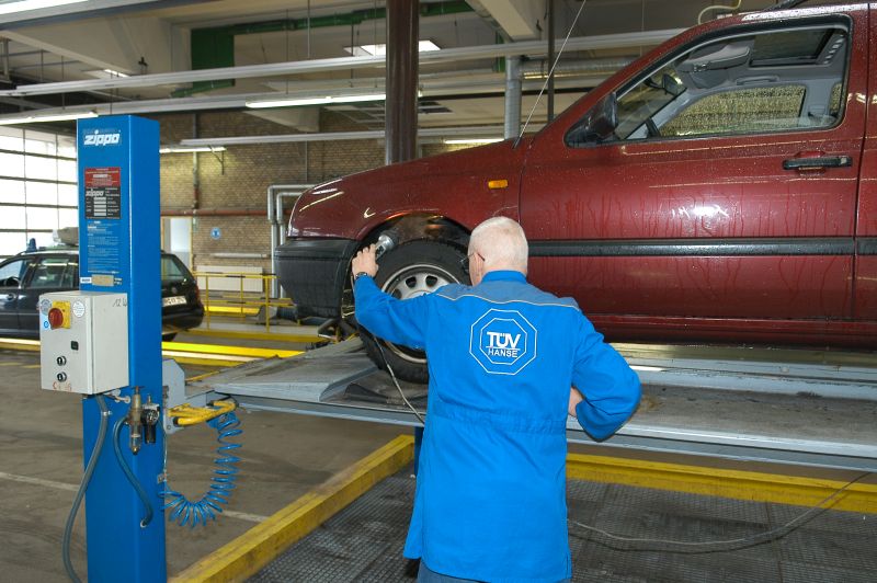 TÜV Auto Report 2009