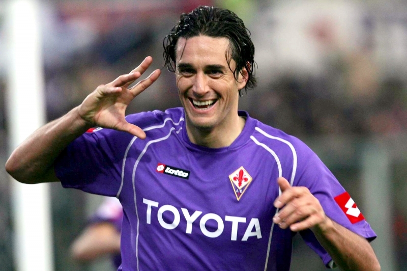 Toni se oslavuje výhru Fiorentiny
