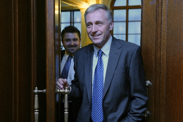 Důvěra v premiéra Topolánka rapidně klesla