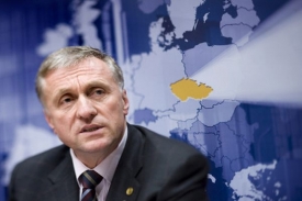Mirek Topolánek na summitu EU v Bruselu.
