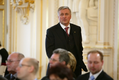 Premiér Mirek Topolánek.