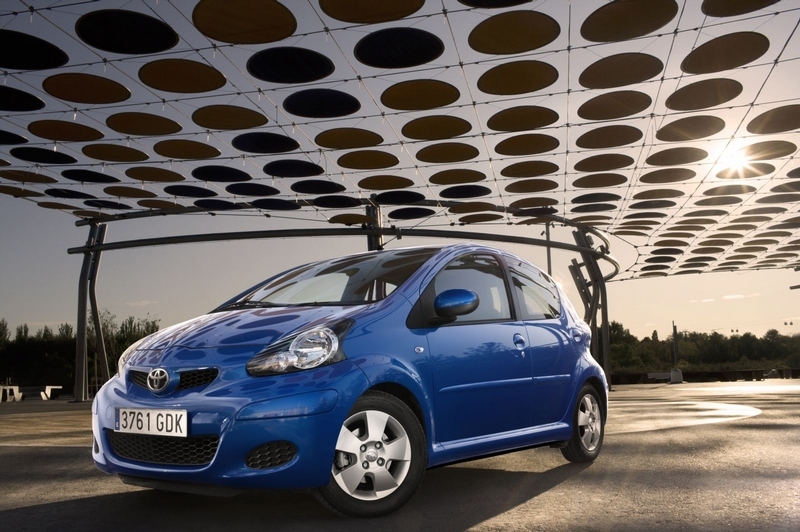 Toyota Aygo se představí veřejnosti na počátku prosince v Boloni.